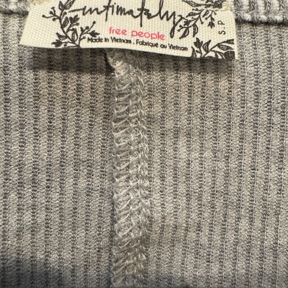 Free people intimately S long sleeve shirt - Picture 3 of 3